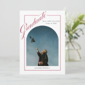 Moderne Schuine Script Afstudeer Uitnodiging (Staand voorkant)