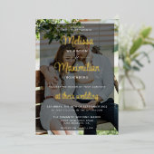 Moderne script 2 foto's zwart met online RSVP goud Folie Uitnodiging (Staand Voorkant)