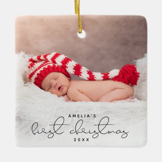 Moderne Script Aangepaste foto Eerste Kerstmis Keramisch Ornament (Voorkant)