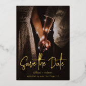 Moderne script aangepaste foto save the date echte folie uitnodiging (Voorkant)