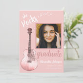 Moderne Script Afstudeerfoto Roze Gitaar Kaart (Staand voorkant)