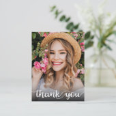 Moderne Script Bedankt Foto Afstuderen Briefkaart (Staand voorkant)