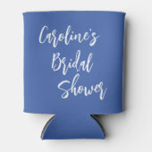 Moderne Script Bruiloft Bridal Shower Koningsblauw Blikjeskoeler (Voorkant)