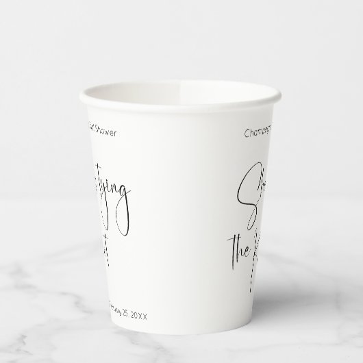 Moderne Script Bruiloft Bridal Shower Ze Krijgt De Papieren Bekers (Links)