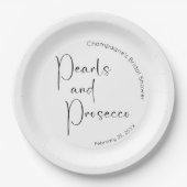 Moderne Script Bruiloftsborrel Parels en Prosecco Papieren Bordje (Voorkant)