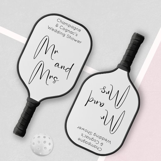 Moderne Script Bruiloftsspul Mr en Mrs Pickleball Paddle