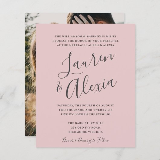 Moderne Script Budget Foto Wedding Invitation (Voorkant / Achterkant)