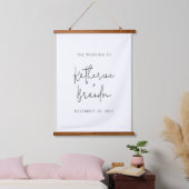 Moderne Script Calligraphy Couple Minimal Wedding Hangend Wandkleed (Slaapkamer)