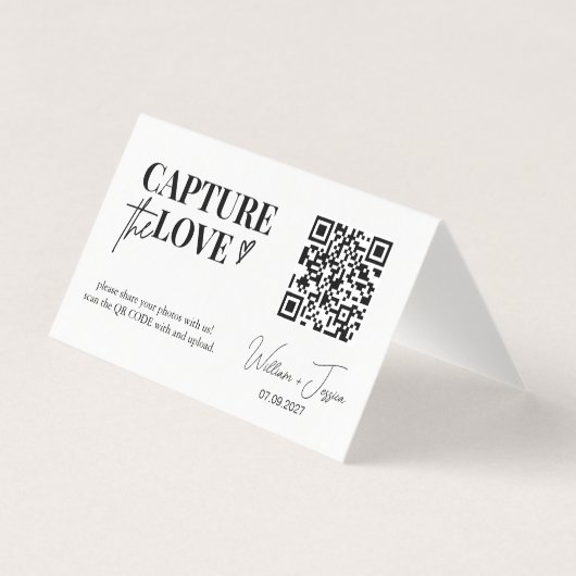 Moderne Script Capture The Love QR-codekaart Kaart (Voorkant)