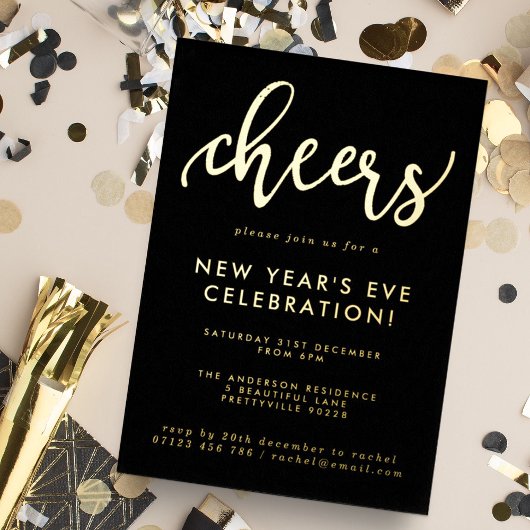 Moderne Script Cheers New Year's Eve Party Gold Folie Uitnodiging