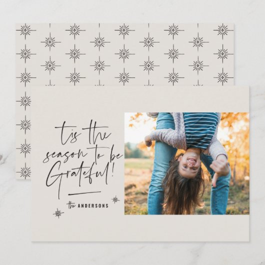 Moderne script dankbaar fotovakantie feestdagenkaart (Voorkant / Achterkant)