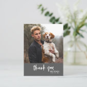 Moderne Script Donkergrijs Foto Afstudeer Bedankt Uitnodiging Briefkaart (Staand voorkant)