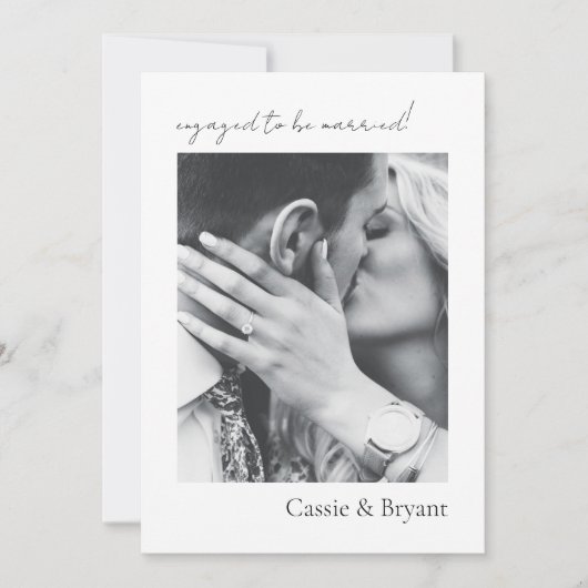 Moderne Script Elegante Minimaal Trouw Verlovingsf Aankondiging (Voorkant)