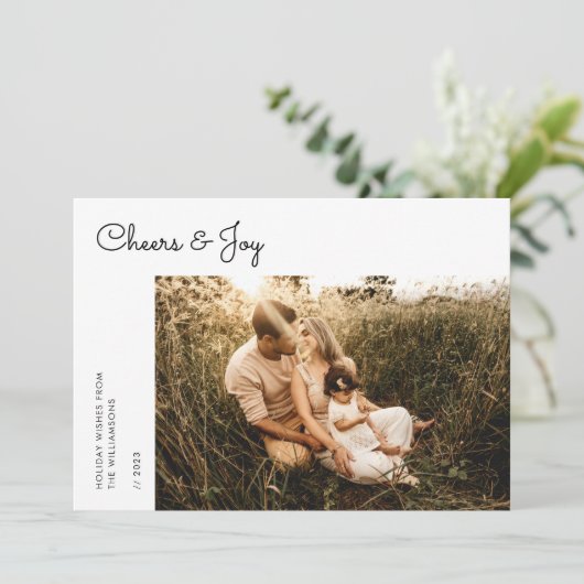 Moderne Script Family-fotokerstfeestkaart (Staand voorkant)