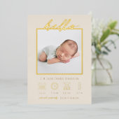 Moderne Script Folie Hallo Baby Geboorteaankondigi Uitnodiging (Staand Voorkant)