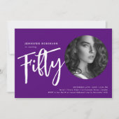 Moderne Script Foto 50e Verjaardagsfeestje Paarse Kaart (Voorkant)
