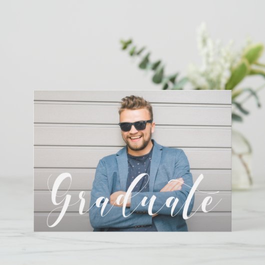 Moderne Script Foto Afstudeerfeest Aankondiging (Staand voorkant)
