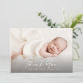 Moderne Script Foto Baby Bedankkaart (Staand voorkant)