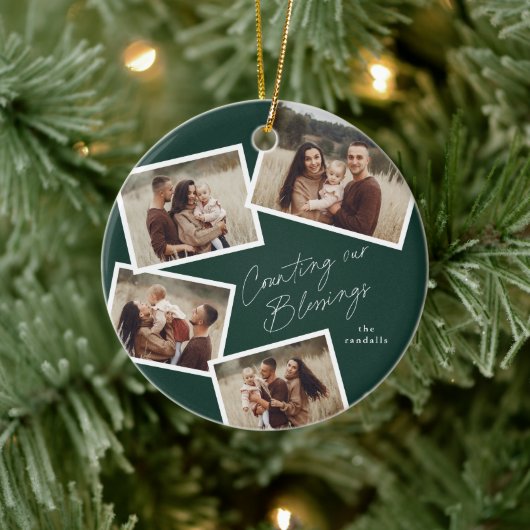 Moderne Script Foto Collage Religieuze Kerst Keramisch Ornament (Boom)