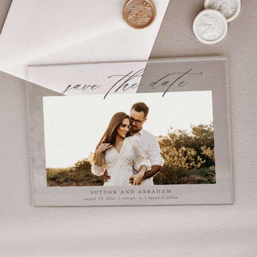 Moderne Script Foto Huwelijk Save the Date Acryl Uitnodigingen