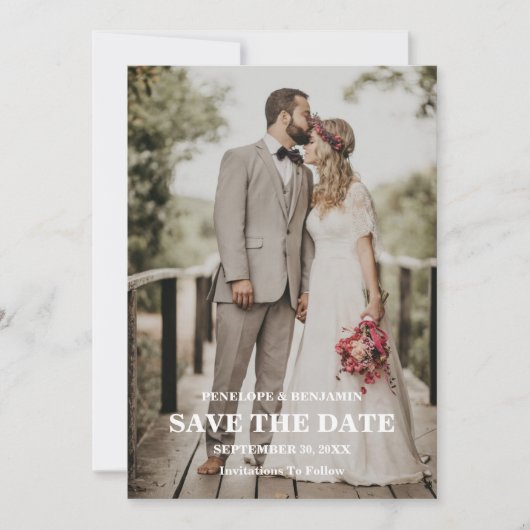Moderne Script Foto Huwelijk Save The Date Kaart (Voorkant)