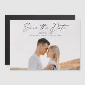Moderne Script Foto Huwelijk Save The Date Magnetische Uitnodiging (Voorkant / Achterkant)