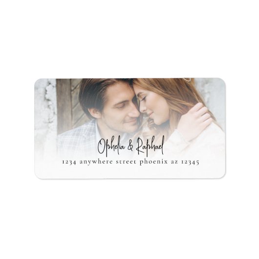 Moderne Script Foto Overlay Retouradres Bruiloft Etiket (Voorkant)