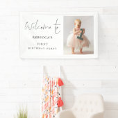 Moderne Script Foto Welkom 1e Verjaardagsfeest Spandoek (Insitu)