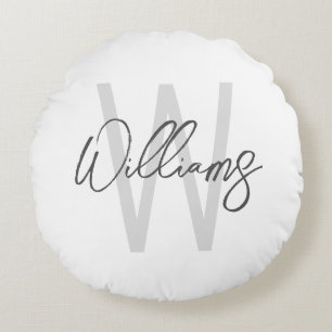 Moderne script gepersonaliseerde monogram en naam rond kussen