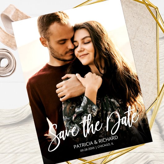 Moderne Script Huwelijk Save The Date Foto Briefkaart