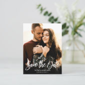 Moderne Script Huwelijk Save The Date Foto Briefkaart (Staand voorkant)