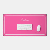 Moderne Script kalligrafie op Neon Pink Bureaumat (Keyboard & Muis)