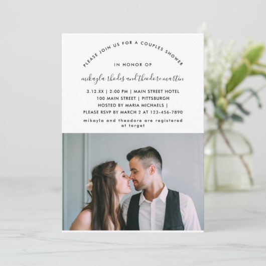 Moderne Script Koppels Douche Foto uitnodiging (Staand voorkant)