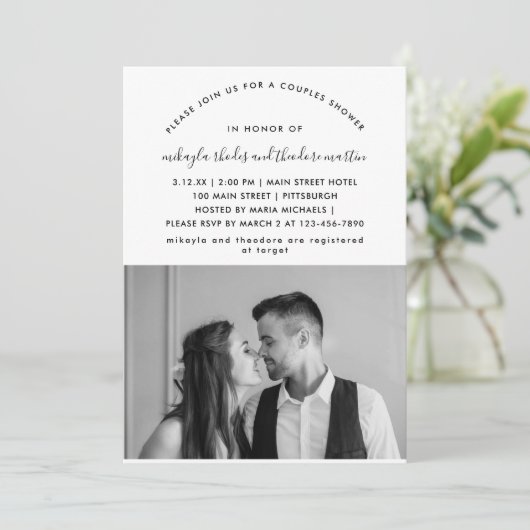 Moderne Script Koppels Douche Foto uitnodiging (Staand voorkant)