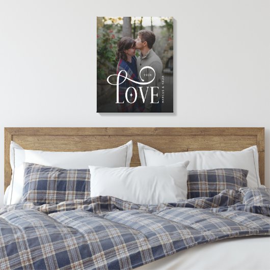 Moderne Script Love Aangepaste Verloving Foto van Canvas Afdruk (Insitu (Slaapkamer))