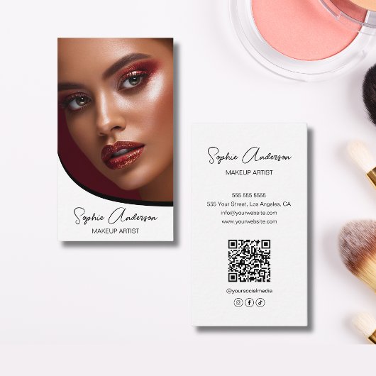 Moderne Script Make-up Artist Custom Photo QR Visitekaartje