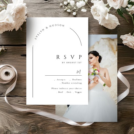 Moderne Script Minimalistische Foto Boog Bruiloft RSVP Kaartje