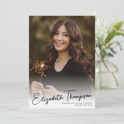 Moderne Script Name Class 6 Photo Afstuderen A Aankondiging (Staand voorkant)