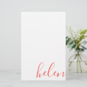 Moderne Script Name Personalized Coral Briefpapier (Staand voorkant)