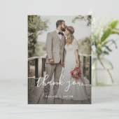 Moderne Script Overlay Simple Two Photo Wedding Bedankkaart (Staand voorkant)