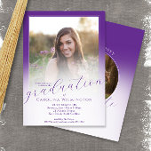 Moderne Script Paarse Ombre Foto Afstuderen Kaart
