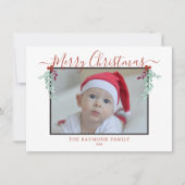 Moderne Script Prettig Kerstfeest Bloemstuk Foto Feestdagenkaart (Voorkant)