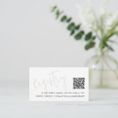 Moderne Script Roze Baby Shower QR Code Cadeau Lij Informatiekaartje (Staand voorkant)