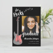 Moderne Script Roze Gitaar Afstudeerfoto Kaart (Staand voorkant)