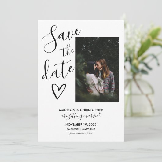 Moderne Script Save The Date (Staand voorkant)