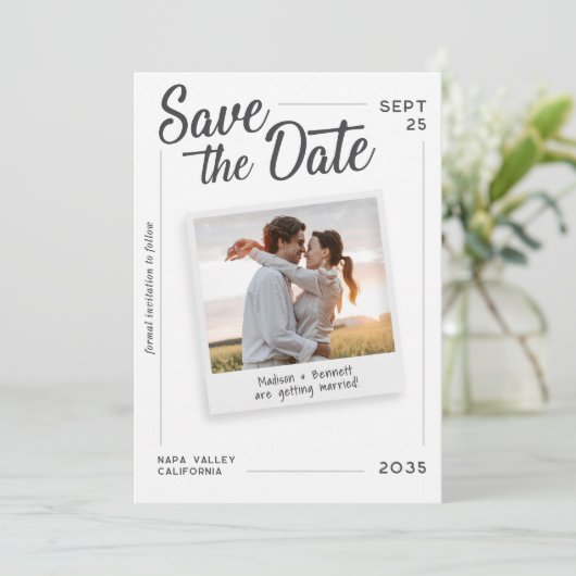 Moderne Script Save the Date Retro Foto Bruiloft (Staand voorkant)