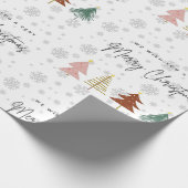 Moderne script, schattige patroonbomen en sneeuwvl cadeaupapier (Hoek)