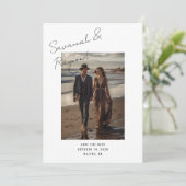 Moderne Script Signature Stijl Foto Bruiloft Save The Date (Staand voorkant)
