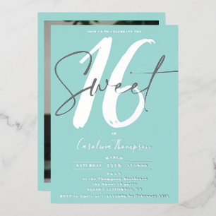 Moderne script tealblauwe foto Sweet 16 zilver Folie Uitnodiging