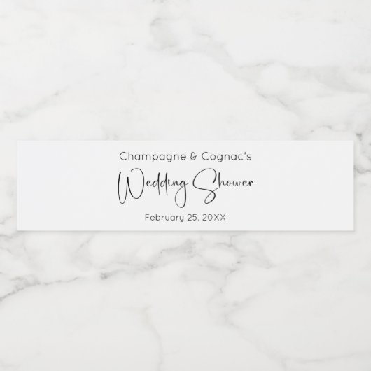 Moderne Script Trouwdouche Waterfles Etiket (Enkel label)